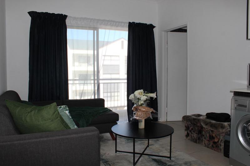 1 Bedroom Property for Sale in Sandown Western Cape
